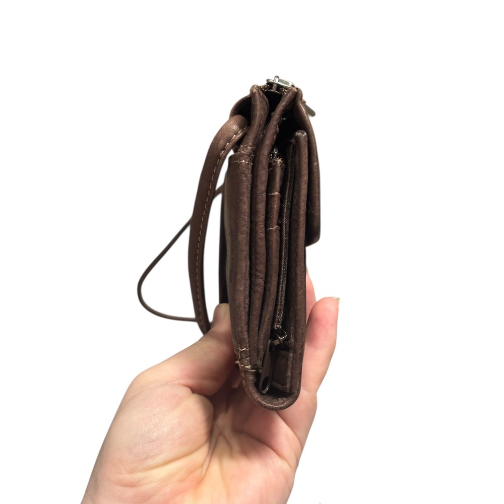 Fossil Brown Pebbled‎ Leather Crossbody
Wallet Bag - Picture 13 of 16
